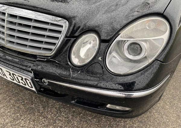 Mercedes-Benz Klasa E cena 13900 przebieg: 319000, rok produkcji 2005 z Buk małe 497